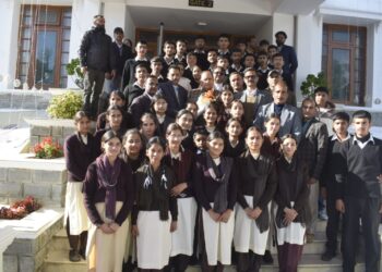 छात्रों ने देखा विधानसभा की कार्यवाही, स्पीकर पठानियां ने संसदीय प्रक्रिया पर किया संवाद