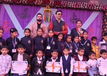 बाली का संदेश—नैतिक मूल्यों के साथ आगे बढ़ें बच्चे; मेधावी छात्रों को किया सम्मानित