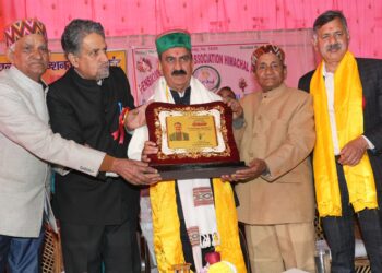 पेंशनर्स दिवस: मुख्यमंत्री ने गिनाई सरकार की उपलब्धियां, ओपीएस और एरियर भुगतान पर जोर