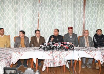 नेता प्रतिपक्ष जयराम ठाकुर ने राज्य सरकार पर राजनीतिक प्रतिशोध का आरोप, अधिकारियों को दी चेतावनी: “डोंट क्रॉस द लिमिट”