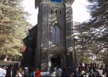 धर्मशाला में क्रिसमस की रौनक, सेंट जॉन चर्च में आस्था और उल्लास का अद्भुत संगम