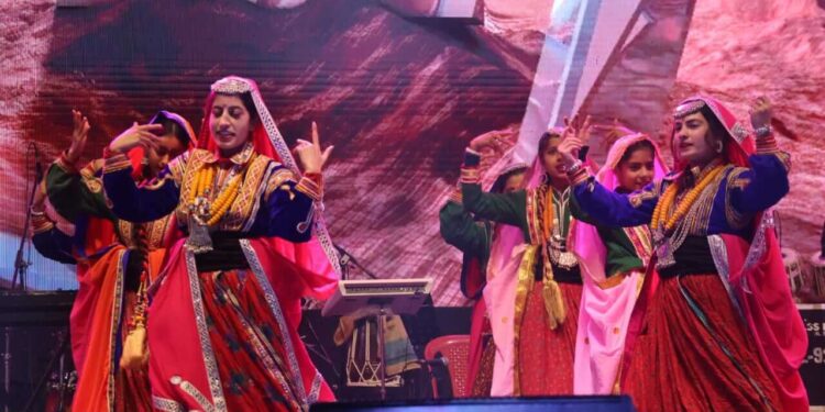 कांगड़ा वैली कार्निवाल–2025: खेल, संस्कृति और संगीत का संगम