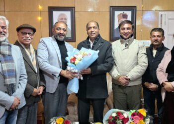 भाजपा प्रतिनिधिमंडल ने जयराम ठाकुर से की मुलाकात, नववर्ष 2026 की दी बधाई