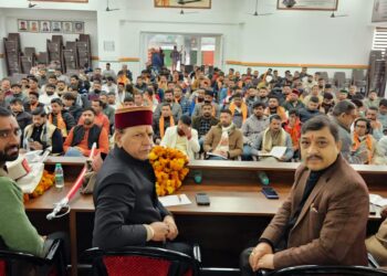 डॉ. राजीव बिंदल का कांग्रेस सरकार पर हमला: तीन साल में युवाओं को कोई पक्की नौकरी नहीं, युवाओं में आक्रोश