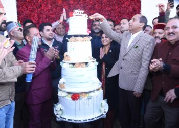 जयराम ठाकुर के 61वें जन्मदिन पर प्रदेशभर में उमड़ा स्नेह, समर्थकों और नेताओं ने दी बधाई, मंदिरों में हुई विशेष पूजा