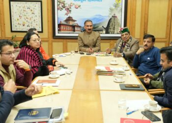 स्वास्थ्य सेवाओं को डिजिटल बनाने पर जोर, मुख्यमंत्री के निर्देश पर गठित होगी समिति