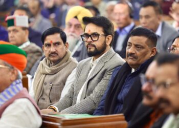 स्पीकर सम्मेलन में अनुराग सिंह ठाकुर ने विपक्ष की आलोचना की