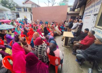 मनरेगा से छेड़छाड़ बर्दाश्त नहीं: संजय चौहान और पुनीत मल्ली