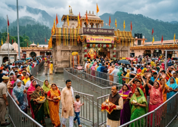 चैत्र नवरात्रि के पहले दिन चामुंडा नंदिकेश्वर धाम में उमड़ा आस्था का सैलाब, विश्व कल्याण के लिए विशेष पूजन