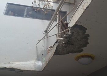 कुल्लू प्रशासन की बड़ी लापरवाही: अखाड़ा बाजार में 7 महीने बाद भी मलबे के ढेर, शिकायतों के बावजूद सोया सिस्टम