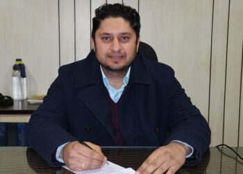 सुकेत देवता मेला: भक्ति और संस्कृति के संगम से सराबोर हुई सुंरदरनगर की फिजा, डीसी मंडी ने सपरिवार टेका मत्था