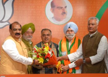 ➖*1984 के सिख नरसंहार में पीड़ितों के वकील, वरिष्ठ अधिवक्ता, प्रसिद्ध मानवाधिकार एवं बाल अधिकार कार्यकर्ता और पंजाब के पूर्व नेता प्रतिपक्ष पद्मश्री सरदार एच. एस. फूलका भारतीय जनता पार्टी में शामिल हुए*