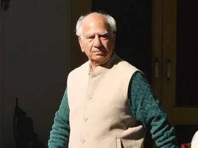 जनसंख्या विस्फोट और बढ़ती आत्महत्याएं: एक गंभीर चुनौती