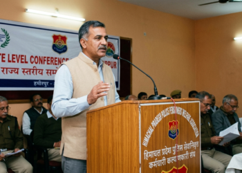 सेवानिवृत्त पुलिस कर्मियों ने बुलंद की मांगें: सम्मान और सुविधाओं के लिए सरकार से लगाई गुहार