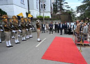 मुख्यमंत्री सुक्खू ने पत्रकारिता के छात्रों को दिया सफलता का मंत्र: “साधारण परिवार का व्यक्ति भी पहुँच सकता है शिखर तक”