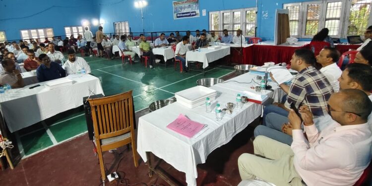 मतगणना को लेकर बचत भवन बैजनाथ में पूर्वाभ्यास आयोजित31 मई को प्रातः 8 बजे से शुरू होगा मतगणना का कार्य
