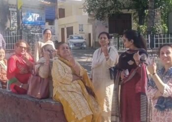 कुल्लू और मनाली नगर परिषद के लिए मतदान जारी, लोकतंत्र के पर्व में भारी उत्साह