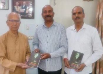 सामाजिक कार्यकर्ता अतुल भारद्वाज ने पूर्व मुख्यमंत्री शांता कुमार से की शिष्टाचार भेंट, केंद्रीय विश्वविद्यालय और चामुंडा धाम के मुद्दों पर हुई सार्थक चर्चा