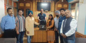नोफल एक उम्मीद संस्था ने शिमला प्रेस क्लब को भेंट किया आरओ