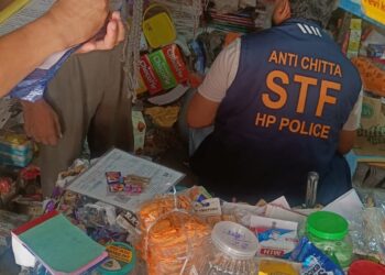 बिलासपुर में तंबाकू विक्रेताओं पर बड़ा एक्शन, स्वास्थ्य और पुलिस विभाग की संयुक्त कार्रवाई में 36 चालान कर वसूला 32,300 रुपये जुर्माना